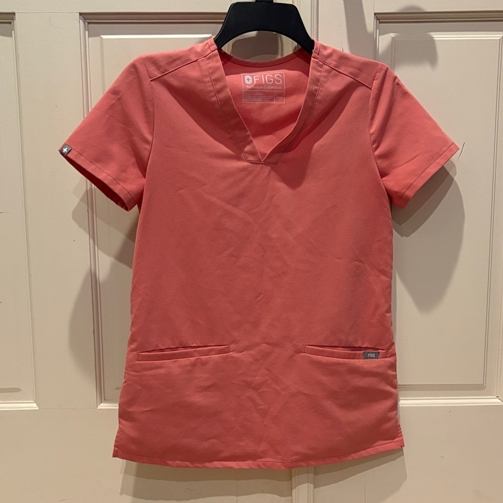 Figs Mauve Scrub Top